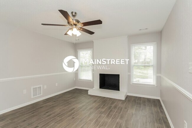 Building Photo - 3 Bedroom Pet-Friendly Home in CHARLOTTE, ...