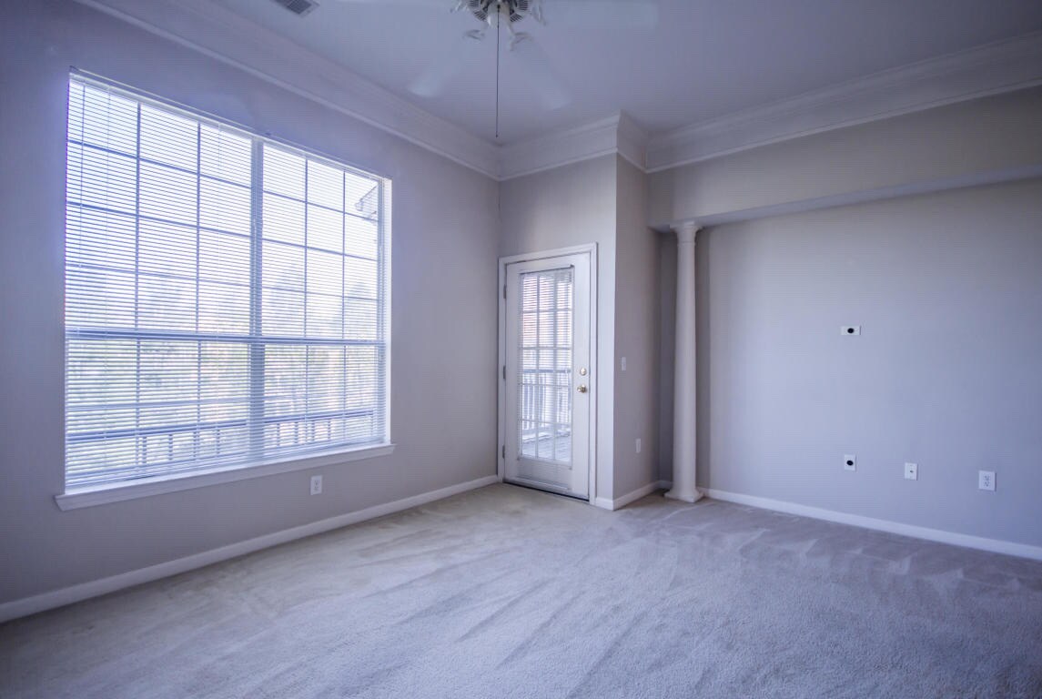 Living room - 1036 Telfair Way