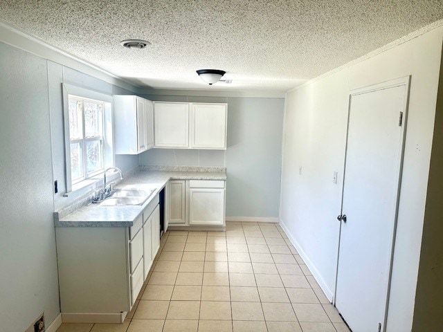 Building Photo - 715 W Wood St