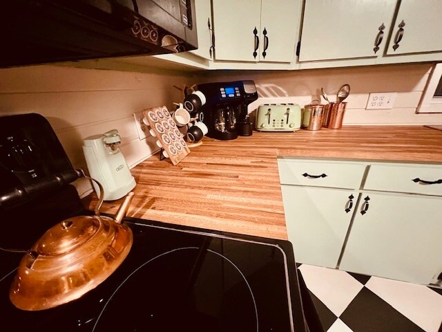 Building Photo - 4412 Wesley Rd