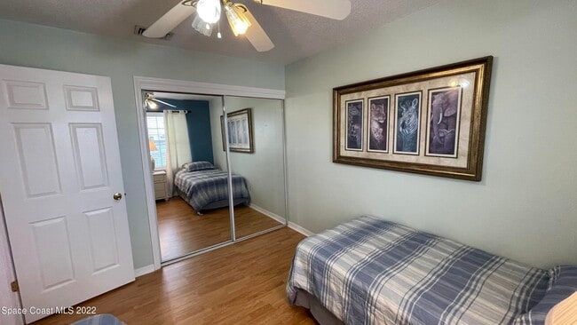 Building Photo - 1425 Malibu Cir NE