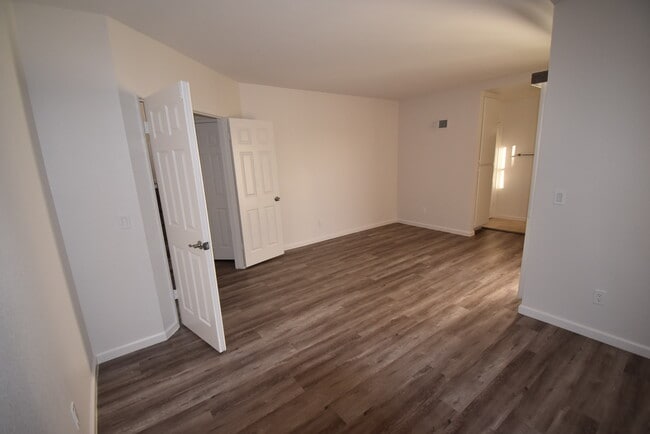 Building Photo - 10991 Scripps Ranch Blvd