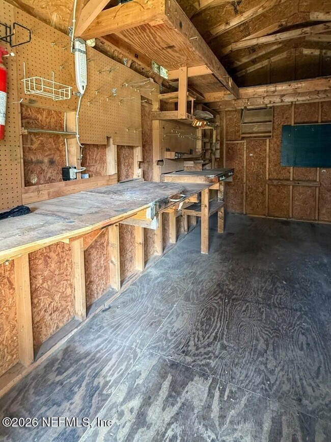 Building Photo - 1261 Montecello Dr