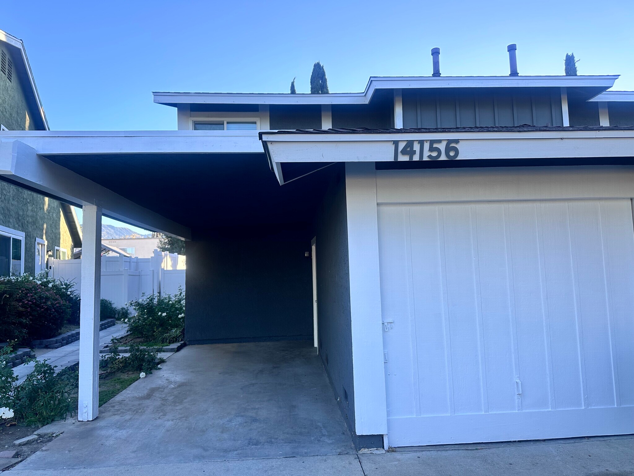 Building Photo - 14156 Oro Grande St