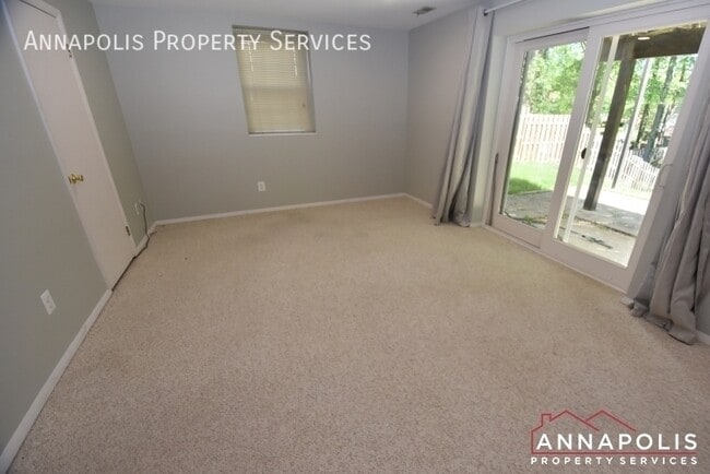 Building Photo - 17 Mooring Point Ct