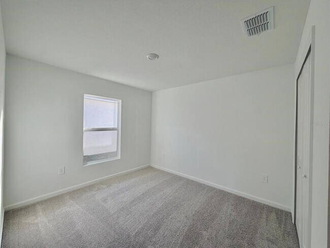 Building Photo - 2122 Chris Dr