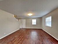 Building Photo - 329 Deer Creek Rd