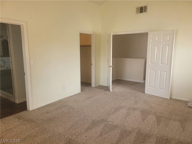 Building Photo - 4013 Forest Knoll Ln