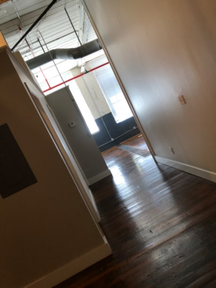 Building Photo - 301 Bradley St