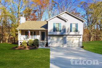 Building Photo - 1656 Deer Creek Ln