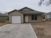 Building Photo - Newer section 8 approved