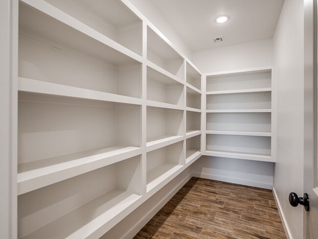 Building Photo - 9309 NW 145th Ct