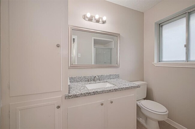 Building Photo - 1708 Ruella Ln