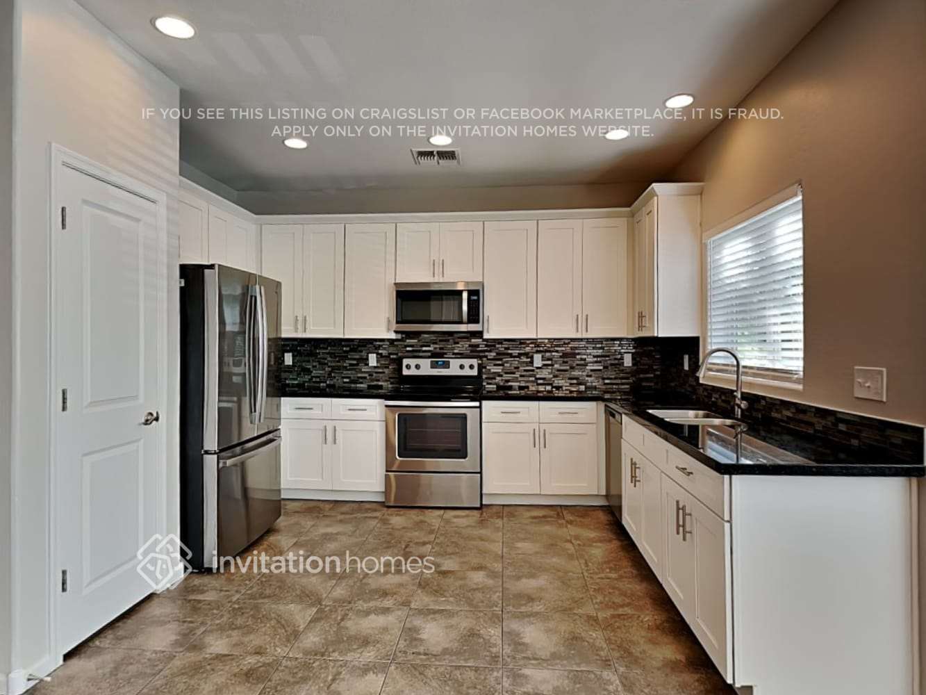 Building Photo - 1840 W Pollack St