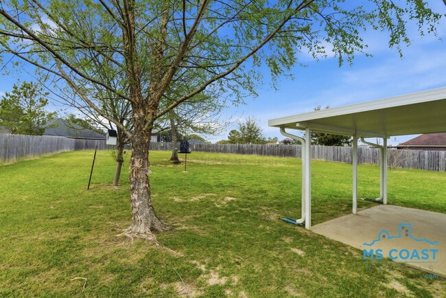 Building Photo - 14971 Camp Ln