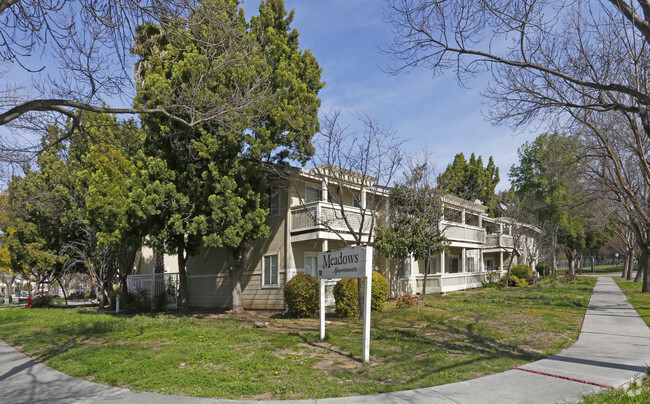 Primary Photo - The Meadows Apartments