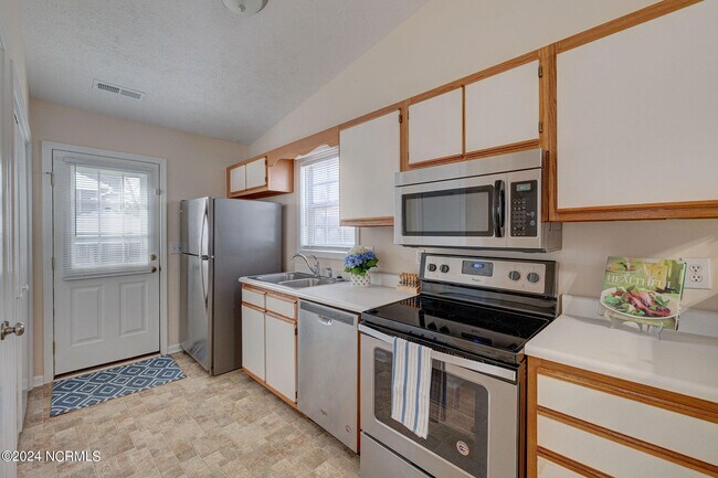Building Photo - 4101 Fraternity Ct