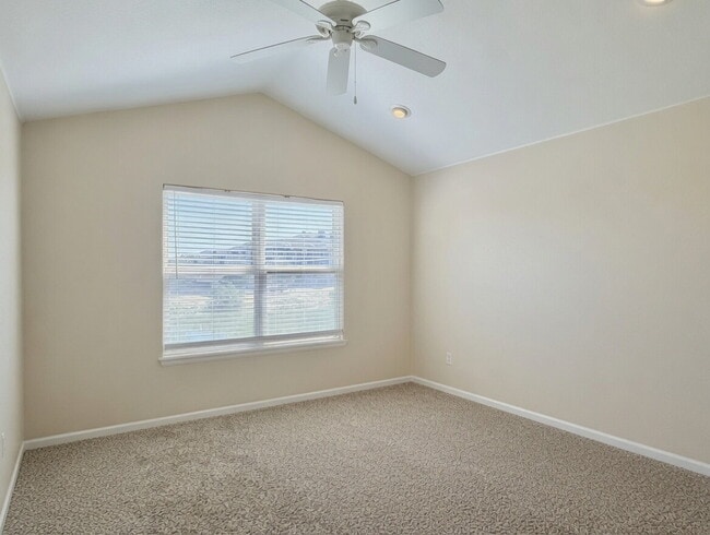 Building Photo - Lakeside 3 Bed/2.5 Bath Townhome in Gateway Community! Quiet, Scenic Living in The Heart Of Denver!