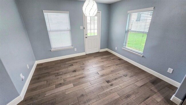 Building Photo - 6310 Macquarie Dr