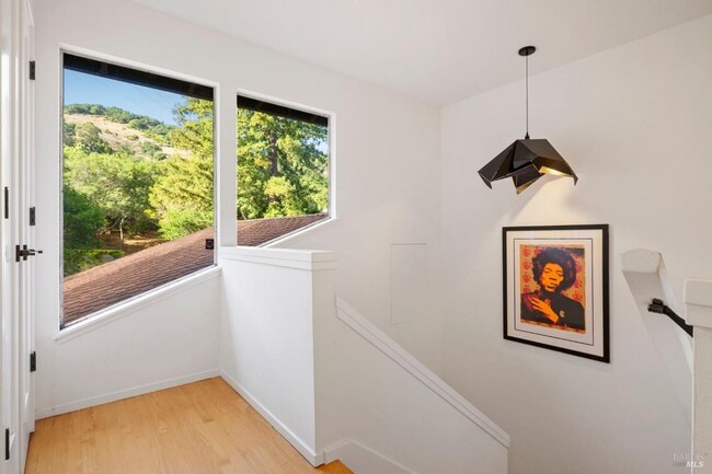 Building Photo - 48 Junipero Serra Ave