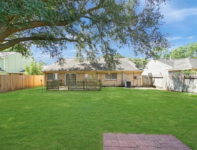 Building Photo - 22730 Brafferton Ln