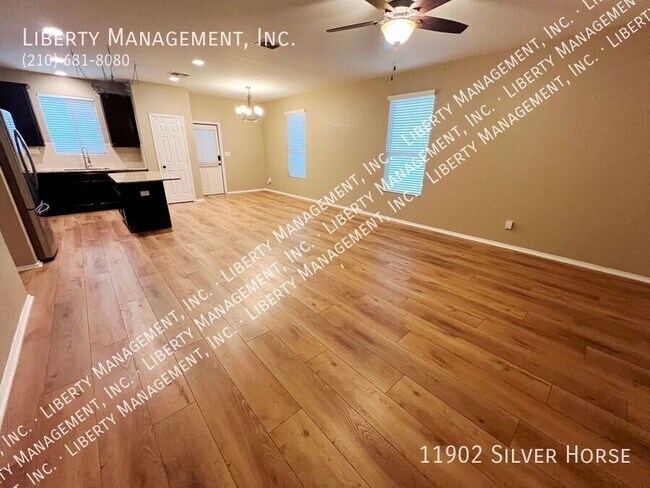 Building Photo - 11902 Silver Horse