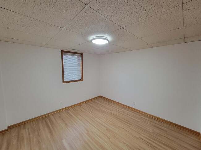 Building Photo - 2722 College St