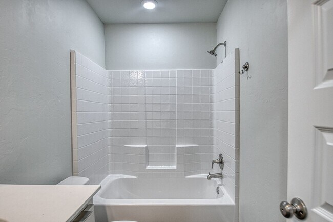 Building Photo - New Construction in Varenna Landing! Storm shelter and lawn care included!