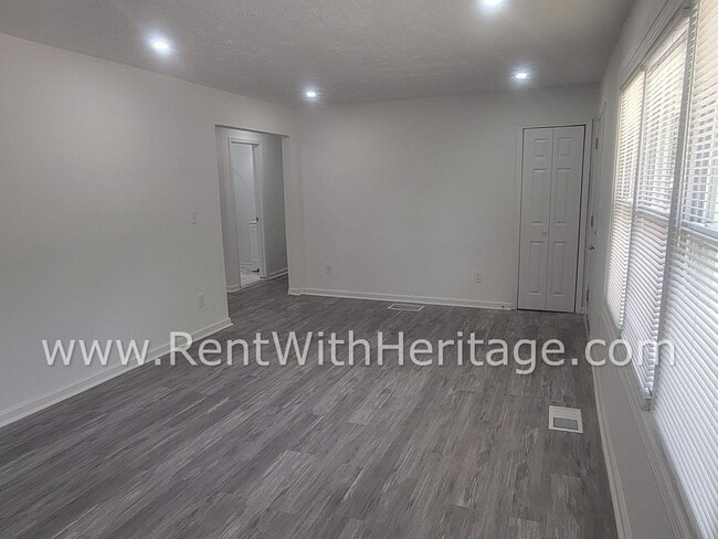 Building Photo - WOW!!! GORGEOUS BRICK RANCH HOME/ TOTALLY ...