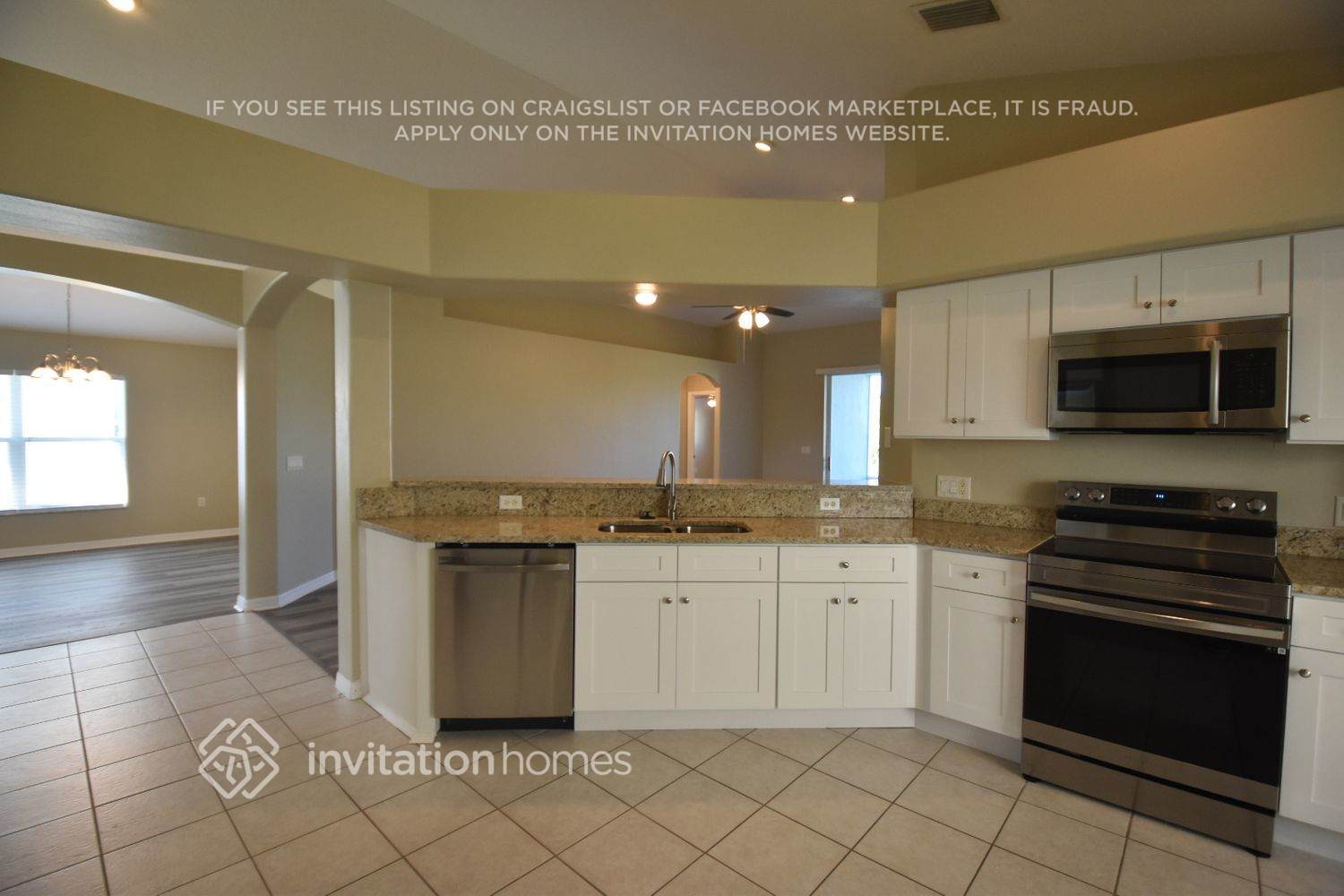 Building Photo - 2726 Bradfordt Dr