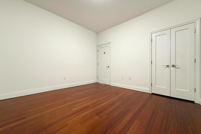 Building Photo - 601 W 137th St