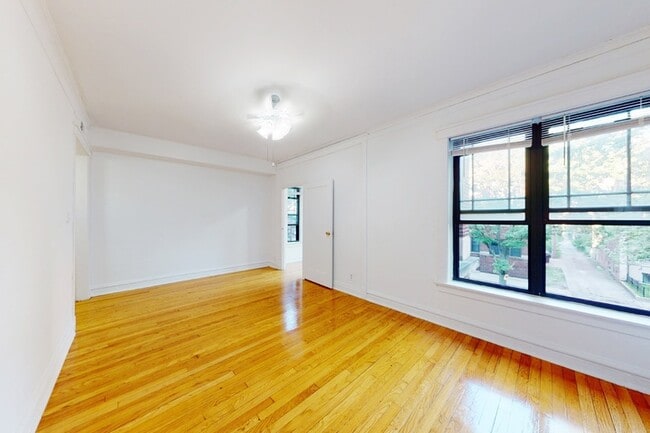 Floorplan - 5452 S. Ellis Avenue