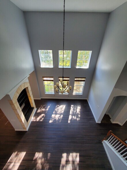 Building Photo - 4062 Markham Pl