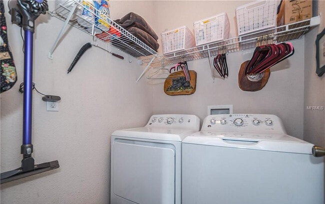 Washer & Dryer - 2121 Winterset Dr