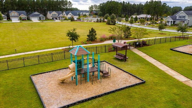 Building Photo - 342 Tiliwa St