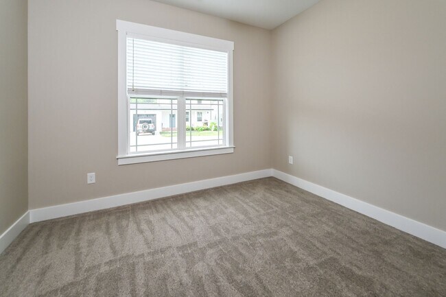 Building Photo - Beautifully Updated 3 Bedroom Home with Sunroom, Two-Car Garage, and Upscale Finishes