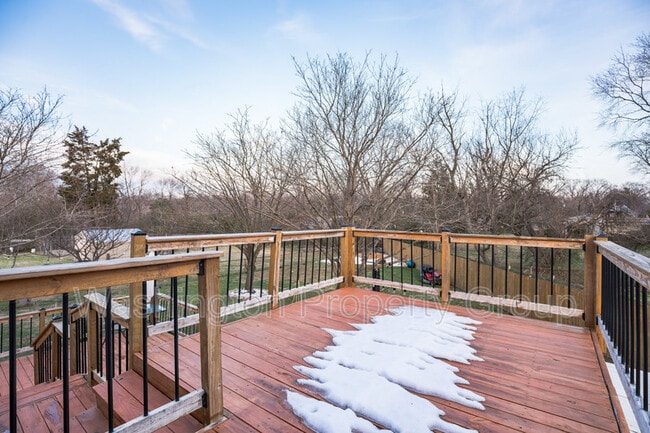 Building Photo - 3402 Little Hunting Creek Dr
