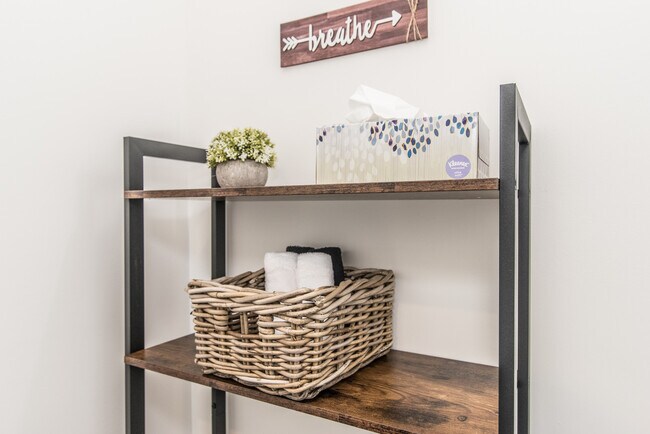 Building Photo - 2435 Master St