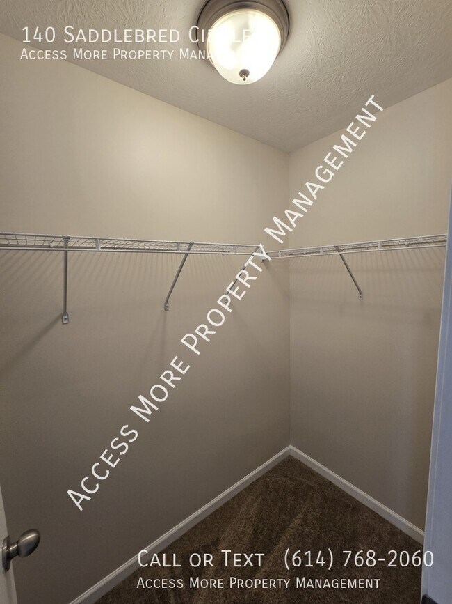 Building Photo - 140 Saddlebred Cir