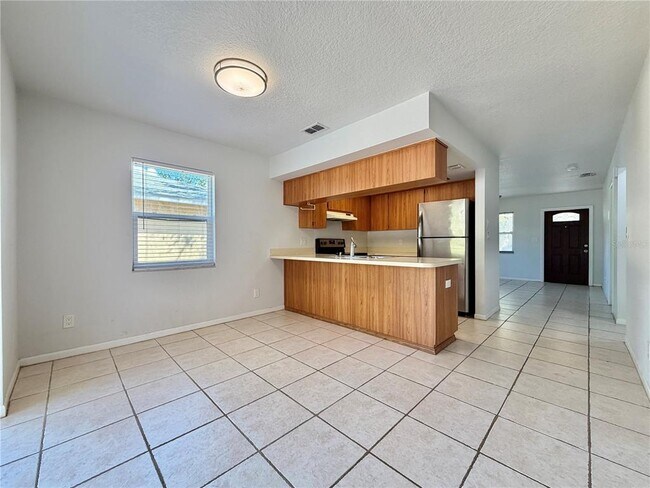 Building Photo - 2761 62nd Terrace N