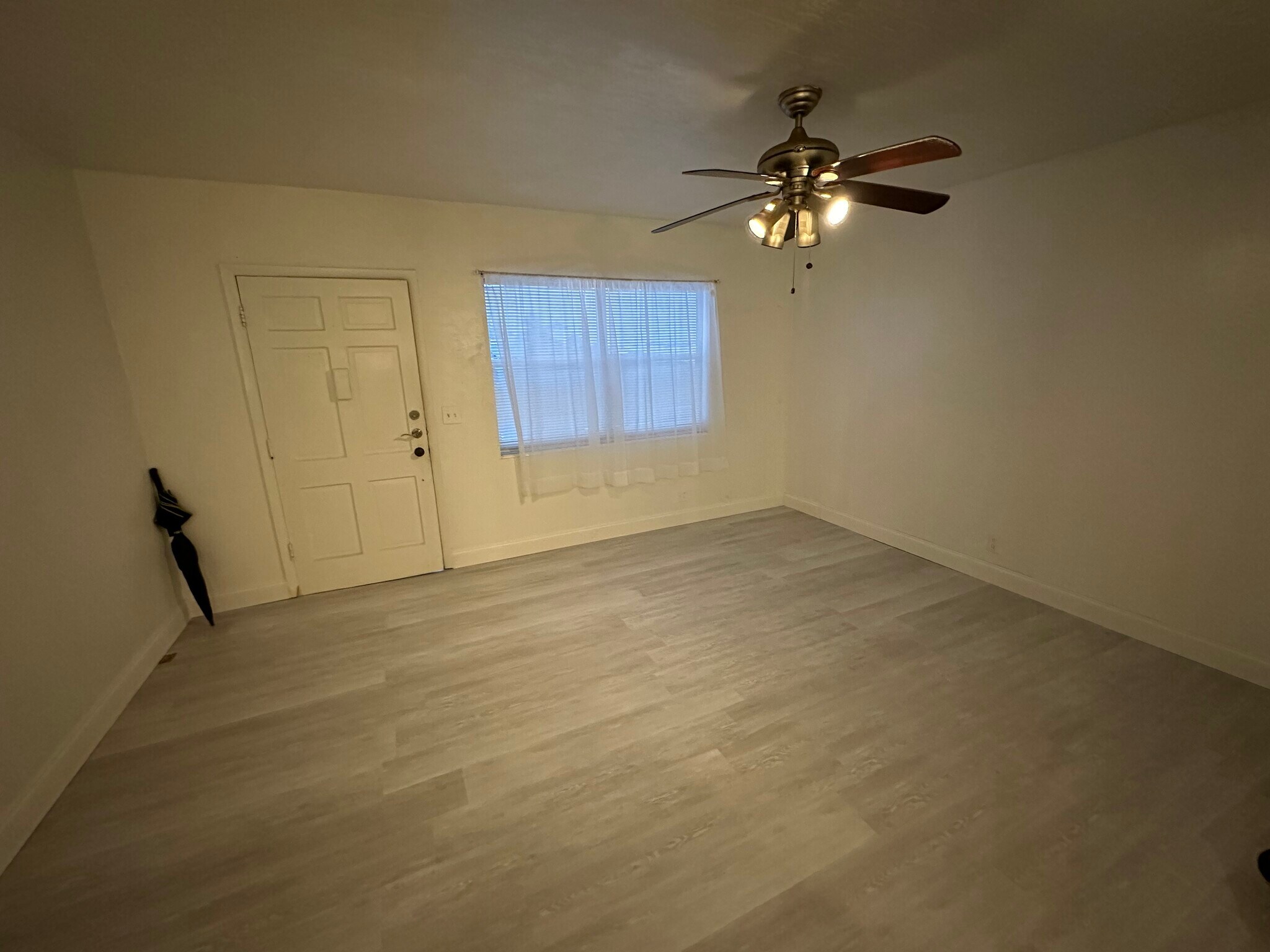 Building Photo - 467 Golden Isles Dr