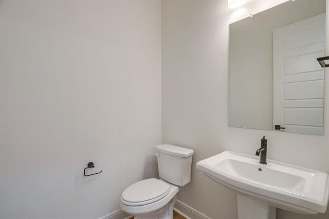 Building Photo - 4843 Fuller Ct