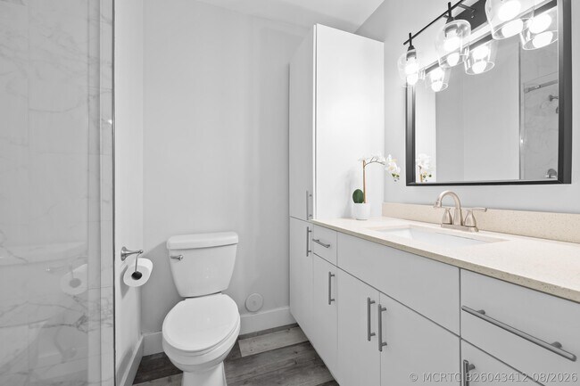 Building Photo - 4221 SW 71st Ter