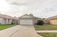 Building Photo - 304 Yosemite Dr