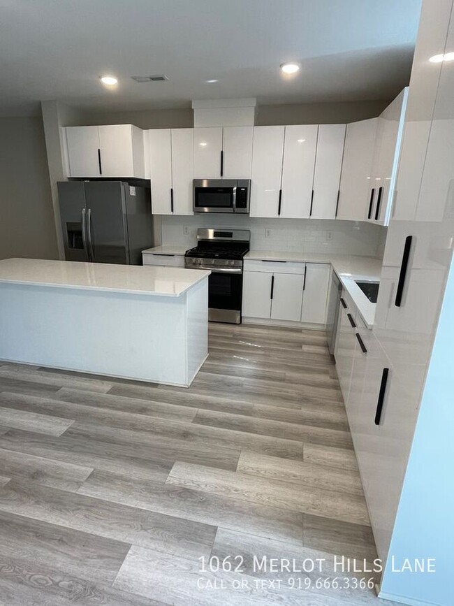 Building Photo - 1062 Merlot Hills Ln.