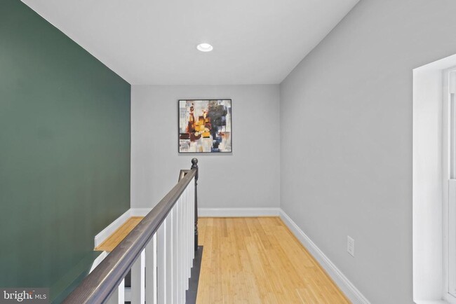 Building Photo - 120 S Wolfe St