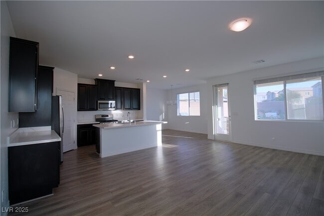 Building Photo - 7002 Calvert Cliffs St