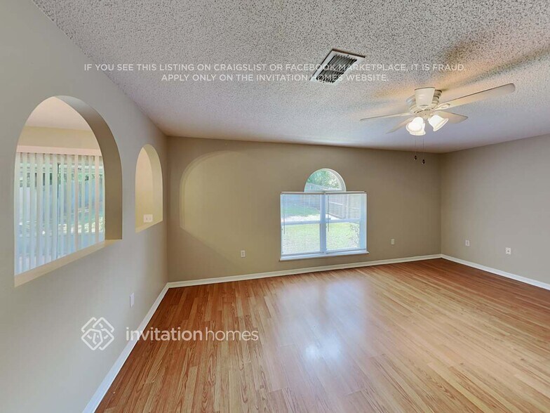 Building Photo - 13006 Waterbourne Dr