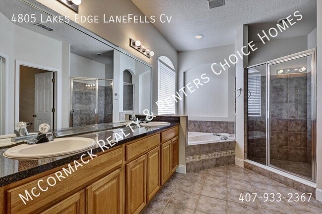 Building Photo - 4805 Lakes Edge Ln