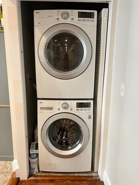 Building Photo - 68 Day St